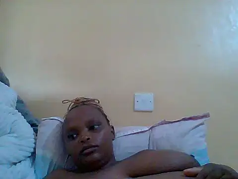 Snapshot of Sexxy-Shie chatting on March 18, 2025, 9:34 am Sexxy-Shie online show from March 18, 2025, 9:34 am