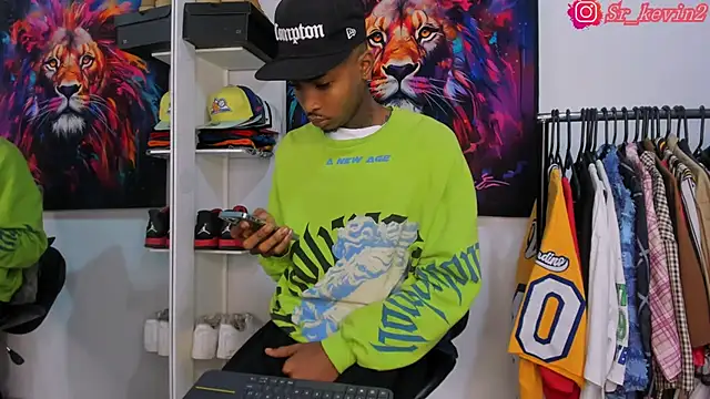 Snapshot of Pantera_black_21 chatting on November 5, 2025, 10:29 am Pantera black 21 online show from November 5, 2025, 10:29 am