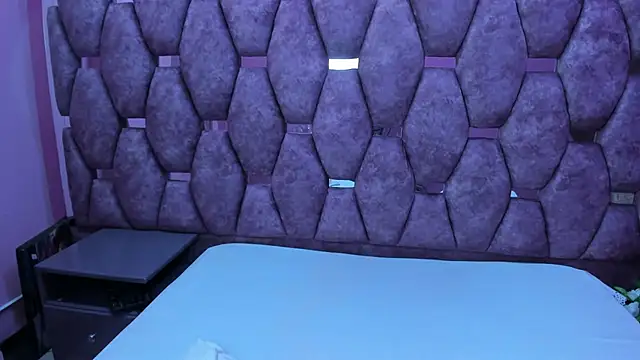 AlaSmith online show from November 28, 2025, 2:01 am