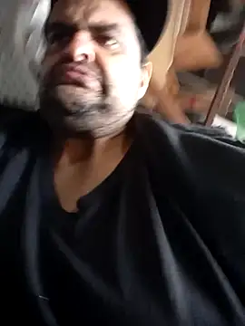 Miguel16i online show from November 17, 2025, 8:24 pm