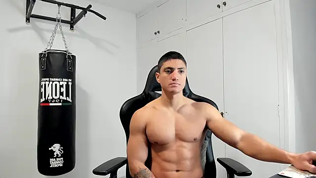 Snapshot of dan01_ chatting on February 28, 2026, 8:25 am dan01 online show from February 28, 2026, 8:25 am