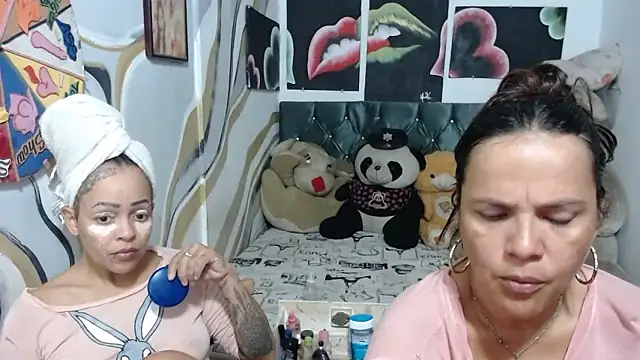 manzanahot9 online show from June 1, 2026, 6:18 pm