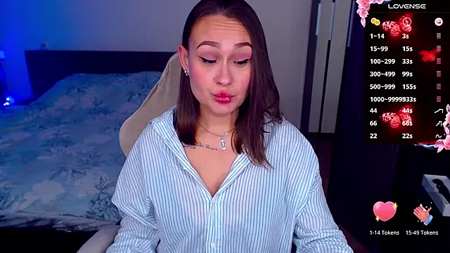 Snapshot of Cutie-Melanie chatting on October 14, 2025, 11:14 pm Cutie-Melanie online show from October 14, 2025, 11:14 pm