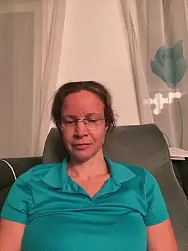 AnnikaRose online show from January 6, 2026, 6:50 am