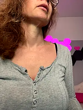 AnnikaRose online show from December 21, 2025, 6:26 am