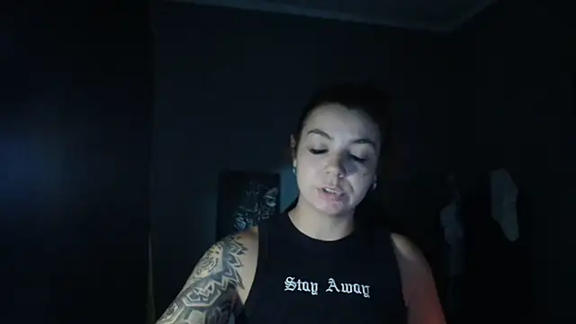 Snapshot of HotRuiva chatting on January 26, 2025, 11:18 pm HotRuiva online show from January 26, 2025, 11:18 pm