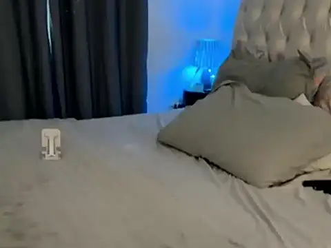 Snapshot of HotRuiva chatting on March 4, 2026, 8:49 pm HotRuiva online show from March 4, 2026, 8:49 pm