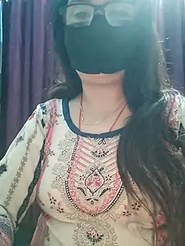 Aishwaryaa 69 online show from November 19, 2025, 8:25 am