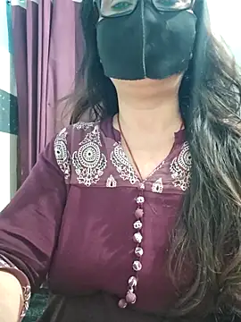 Aishwaryaa 69 online show from June 3, 2026, 2:01 am