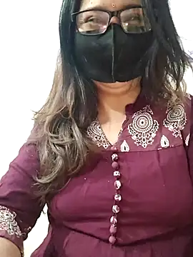 Aishwaryaa 69 online show from March 5, 2026, 10:45 am