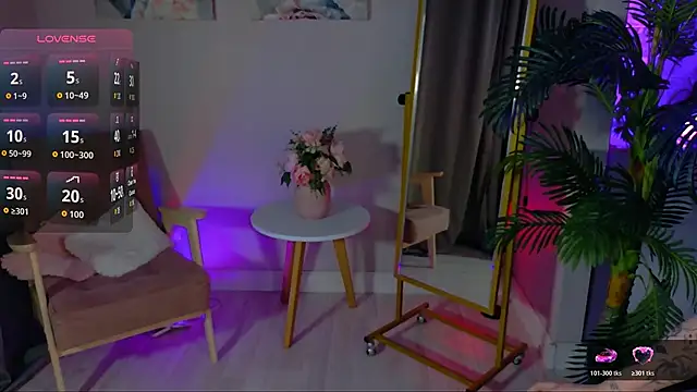 Cassie xKiss online show from June 30, 2026, 8:31 pm