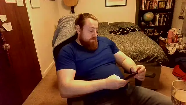 Hairy Guy30 online show from December 2, 2025, 11:39 pm