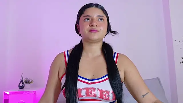 ayheleensexygirl1 online show from June 1, 2026, 8:52 pm