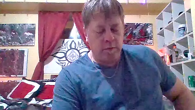 Mic Oxinner online show from November 18, 2025, 9:23 am