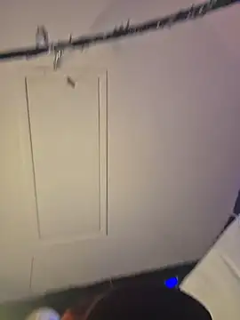 Snapshot of Avaivory chatting on November 2, 2025, 4:12 pm Avaivory online show from November 2, 2025, 4:12 pm