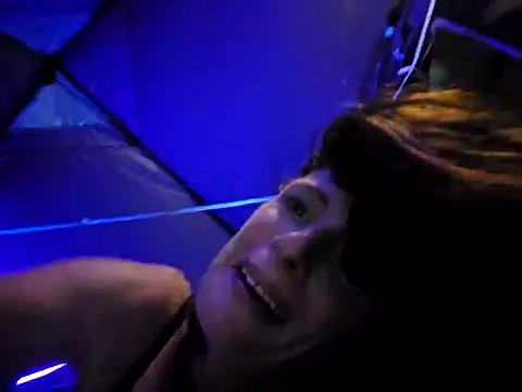 Snapshot of Avaivory chatting on March 10, 2025, 9:34 am Avaivory online show from March 10, 2025, 9:34 am