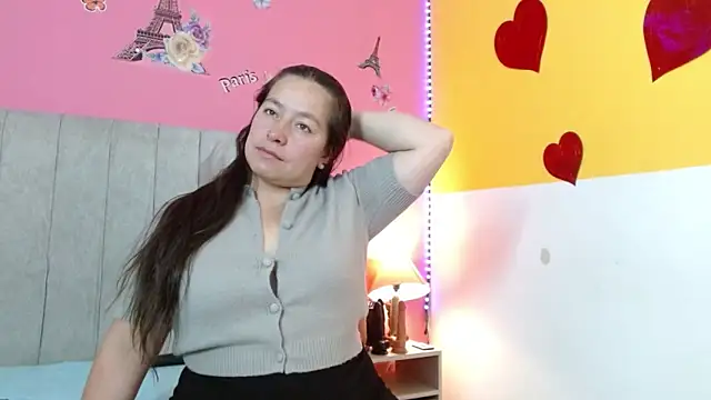 monickhot303av online show from November 27, 2025, 4:02 am