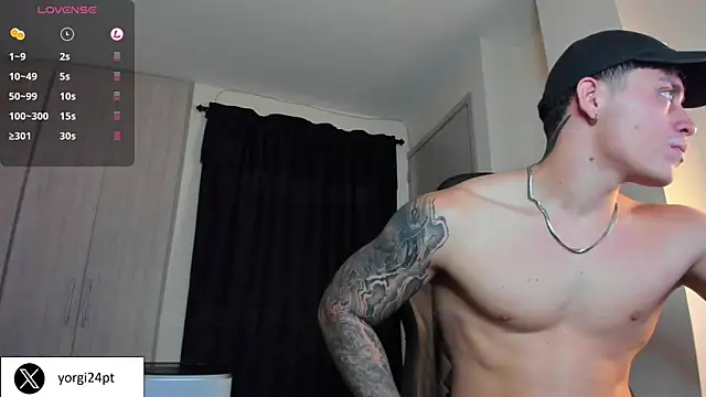 Snapshot of _joansoto chatting on March 15, 2025, 3:06 pm joansoto online show from March 15, 2025, 3:06 pm