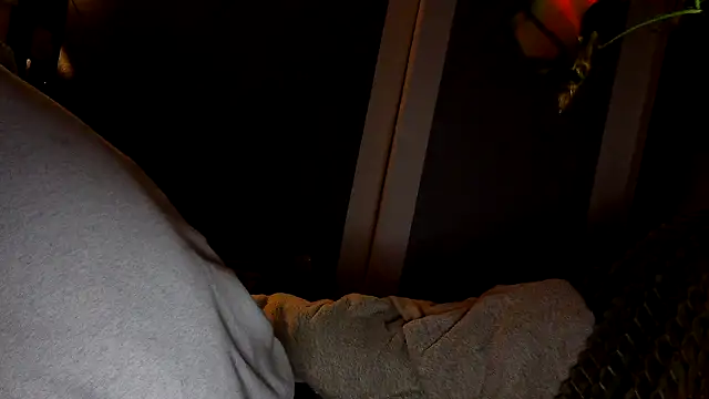 donhulio482 online show from February 18, 2025, 2:16 am