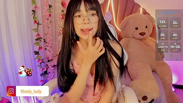 Snapshot of Lovely_celestte chatting on December 14, 2024, 1:38 am Lovely celestte online show from December 14, 2024, 1:38 am