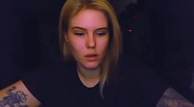 VoluptuousDreams online show from December 13, 2024, 2:16 pm