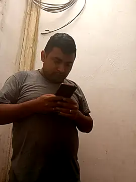 Snapshot of YoSoyLittleBoy chatting on October 7, 2025, 6:09 pm YoSoyLittleBoy online show from October 7, 2025, 6:09 pm