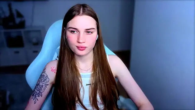 StellaLawless online show from January 8, 2026, 8:04 pm