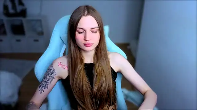 StellaLawless online show from February 19, 2026, 7:55 pm