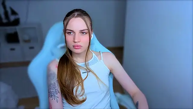 StellaLawless online show from January 15, 2026, 8:45 pm