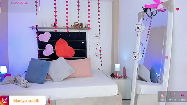 MarilynSmIith online show from February 23, 2026, 11:44 am