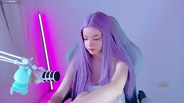 stephybrown online show from March 16, 2026, 8:44 pm