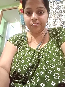 Snapshot of Payel-sharma chatting on November 20, 2025, 10:27 am Payel-sharma online show from November 20, 2025, 10:27 am