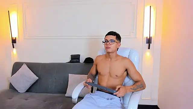 Paradise boy s online show from January 8, 2026, 7:20 pm