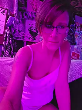 nephilaaranea online show from May 25, 2026, 11:03 pm