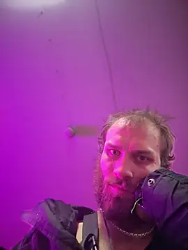 Snapshot of pervy_devil chatting on February 14, 2026, 2:34 am pervy devil online show from February 14, 2026, 2:34 am