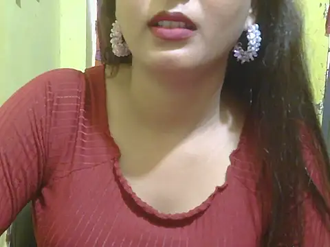 Model-Tanya online show from February 11, 2025, 8:58 am