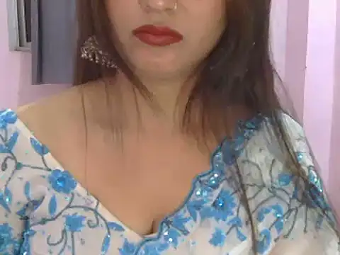 Model-Tanya online show from February 7, 2025, 2:47 pm