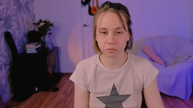 Snapshot of Malinax chatting on April 24, 2026, 1:13 pm Malinax online show from April 24, 2026, 1:13 pm