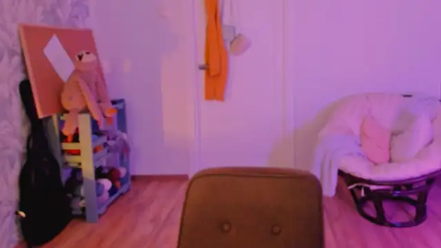 Snapshot of Malinax chatting on May 14, 2026, 1:41 pm Malinax online show from May 14, 2026, 1:41 pm
