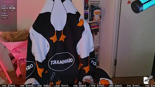 Emili1- online show from December 20, 2025, 12:41 pm