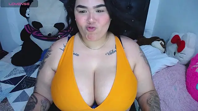 Fernanda Big Boobs online show from July 23, 2026, 9:33 pm
