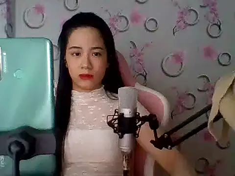 Snapshot of Nana-68 chatting on March 11, 2025, 7:24 am Nana-68 online show from March 11, 2025, 7:24 am