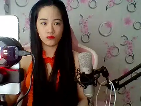 Snapshot of Nana-68 chatting on February 27, 2025, 8:46 am Nana-68 online show from February 27, 2025, 8:46 am