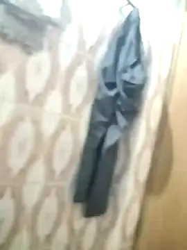 Snapshot of bas1cooks chatting on April 5, 2026, 3:35 am bas1cooks online show from April 5, 2026, 3:35 am