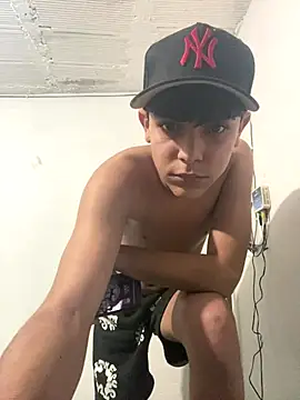 Snapshot of SpicyBoy_ chatting on October 9, 2025, 10:43 pm SpicyBoy  online show from October 9, 2025, 10:43 pm
