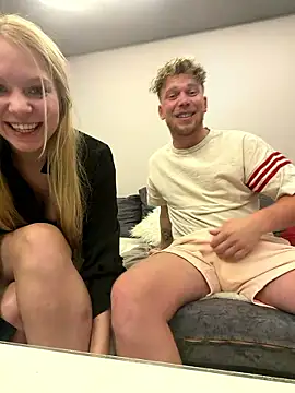 Snapshot of NickyGold_Official chatting on January 11, 2026, 9:55 pm NickyGold Official online show from January 11, 2026, 9:55 pm