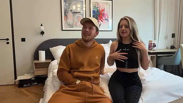 Snapshot of NickyGold_Official chatting on January 29, 2025, 1:07 pm NickyGold Official online show from January 29, 2025, 1:07 pm