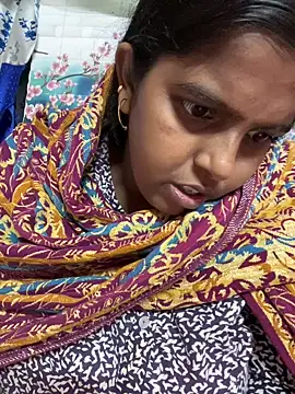 Beauty-queen online show from December 14, 2025, 10:43 am