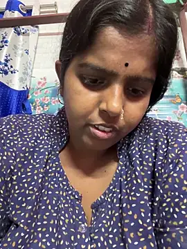 Snapshot of Beauty-queen chatting on March 4, 2025, 3:04 pm Beauty-queen online show from March 4, 2025, 3:04 pm