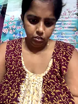 Snapshot of Beauty-queen chatting on September 9, 2025, 11:52 am Beauty-queen online show from September 9, 2025, 11:52 am